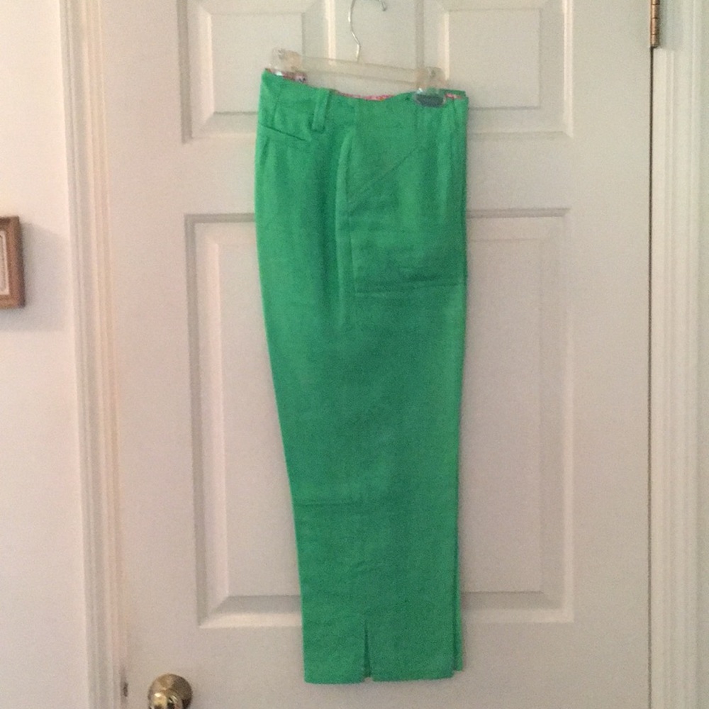 Bright Spring Green Linen Capris